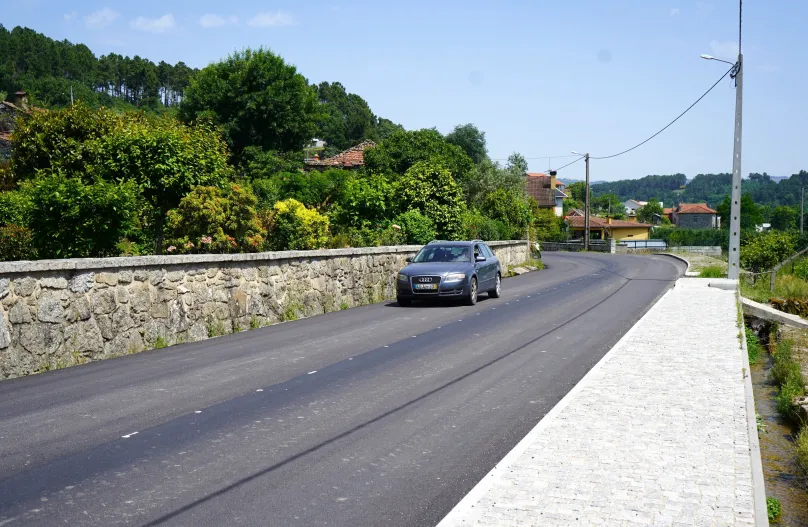 Câmara de Lamego conclui pavimentação em Lalim
