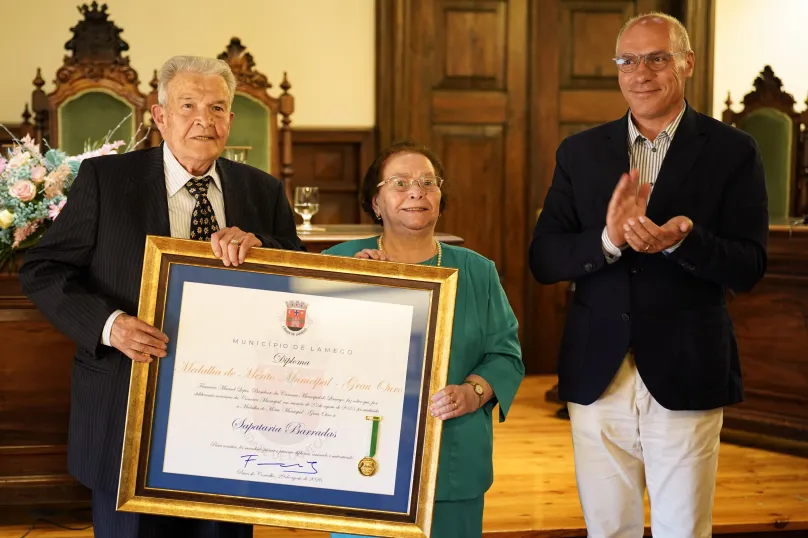 Município de Lamego atribui Medalha de Mérito à Sapataria Barradas